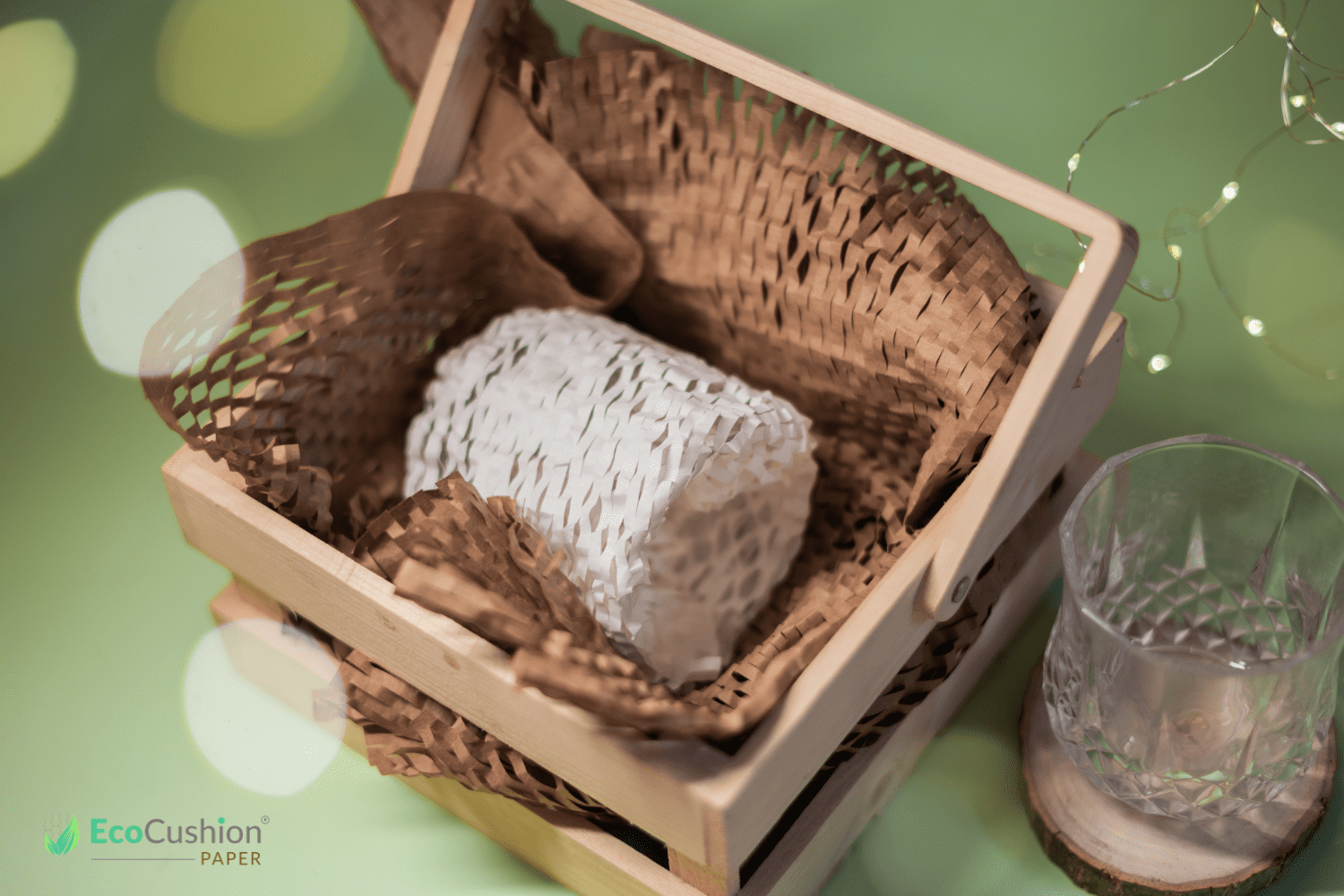 Galss jar packaging with Honeycomb paper